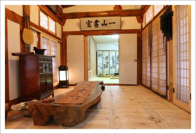 Gwiae Traditional House Yeongcheon Екстериор снимка