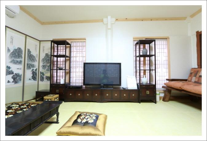 Gwiae Traditional House Yeongcheon Екстериор снимка