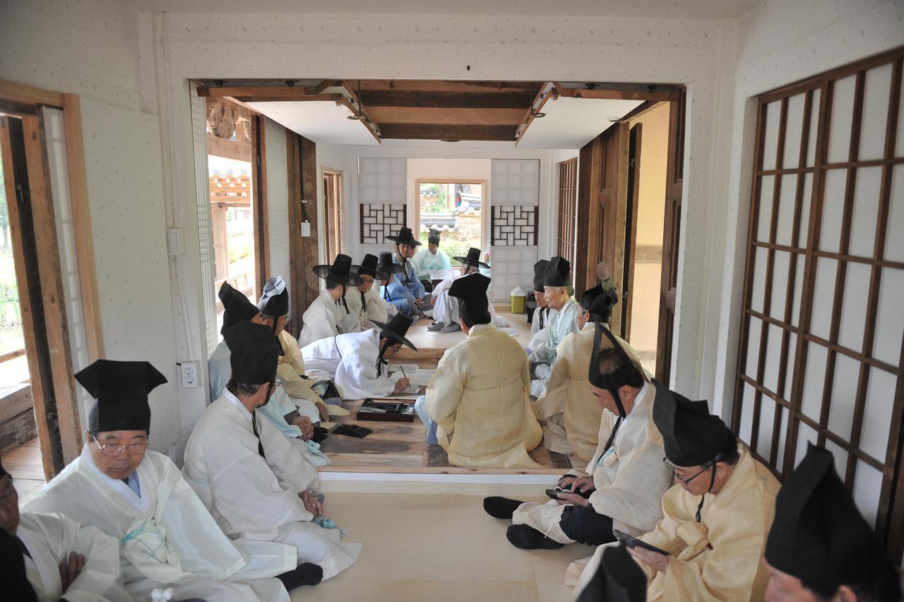 Gwiae Traditional House Yeongcheon Екстериор снимка