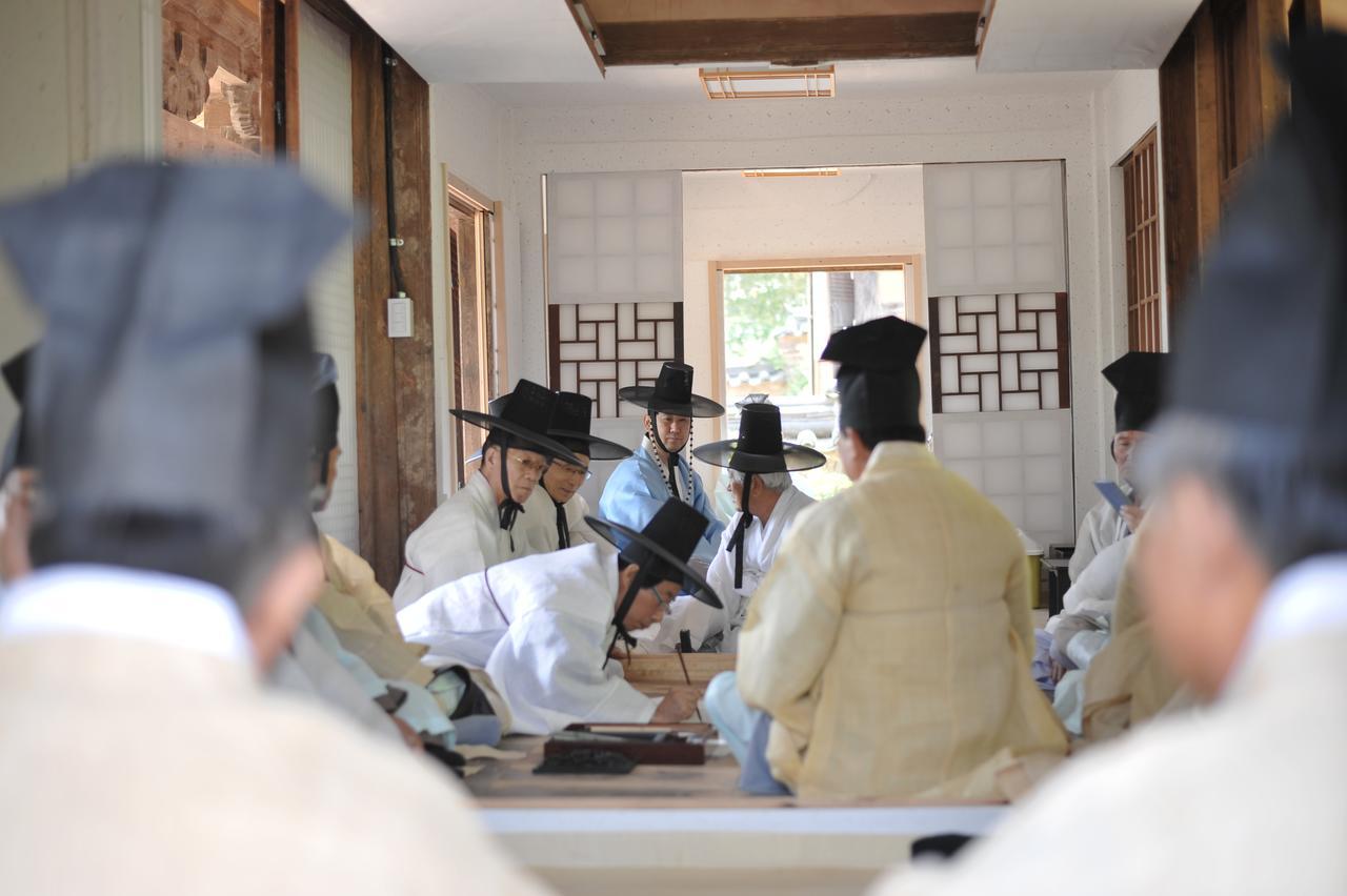 Gwiae Traditional House Yeongcheon Екстериор снимка