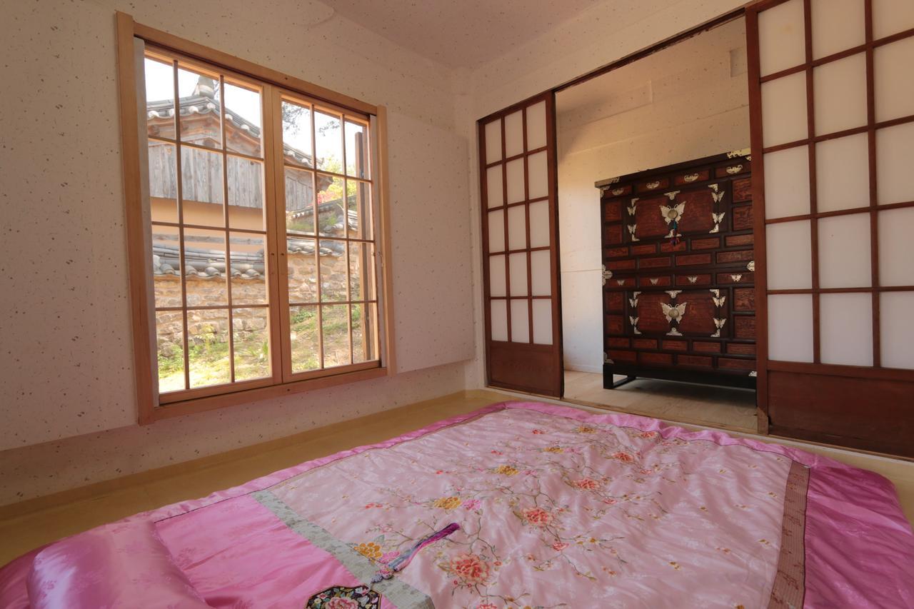 Gwiae Traditional House Yeongcheon Екстериор снимка